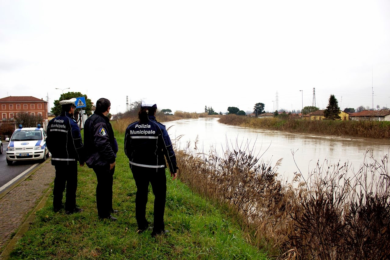 Polizia+municipale+e+Protezione+civile+monitorano+la+situazione+(1).jpg