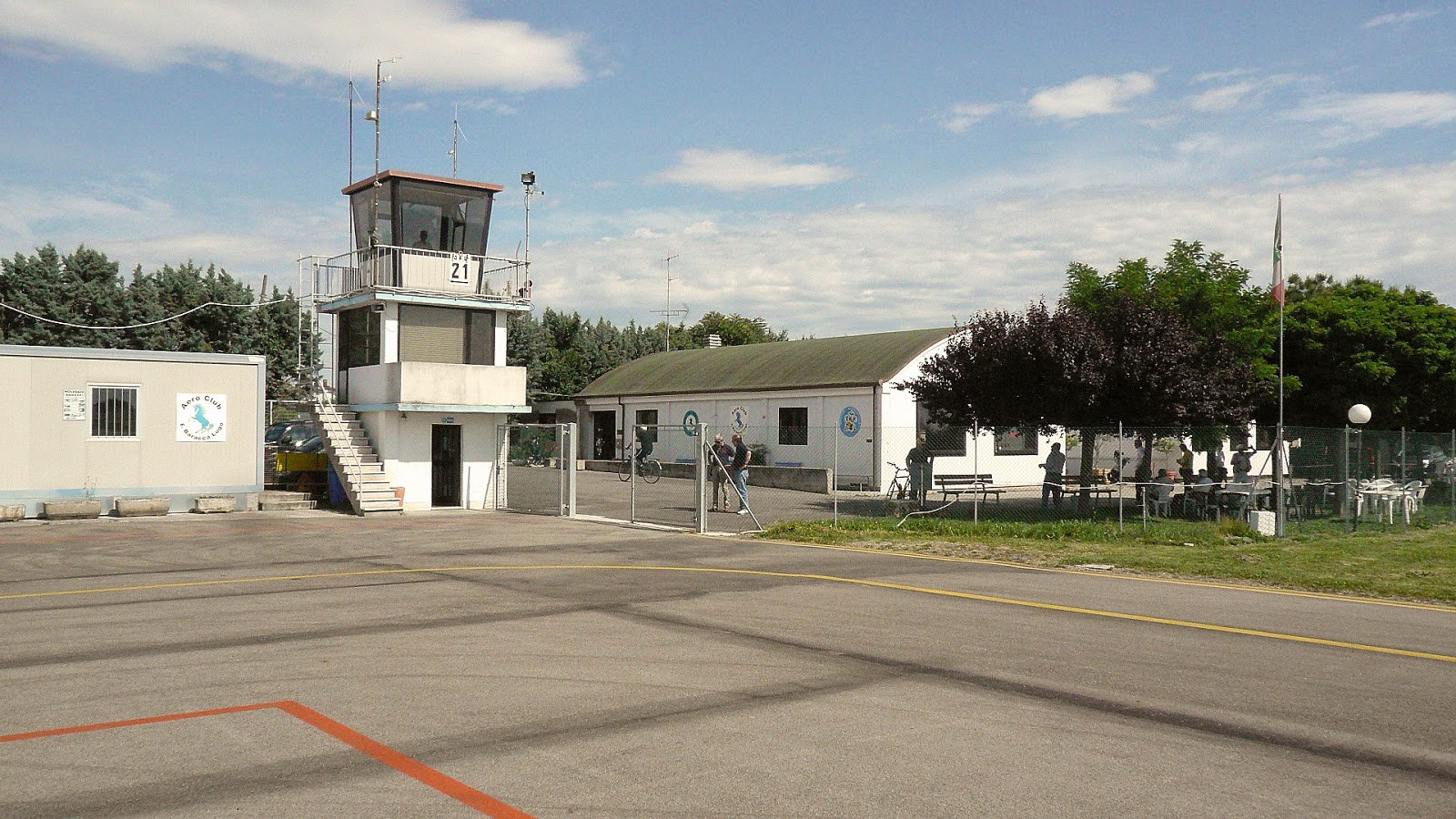 Aeroporto-AeCLugo.JPG