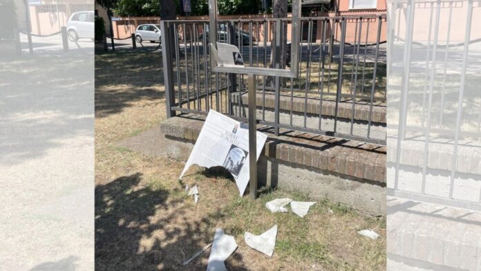 Vandalizzato il cartello davanti alla Torre D’Acuto, si cercano i responsabili