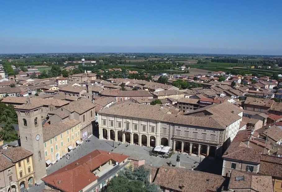Bagnacavallo-piazza-aerea