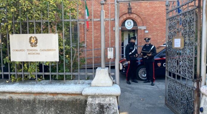 Due fratelli scoperti dai carabinieri in borghese e arrestati per spaccio
