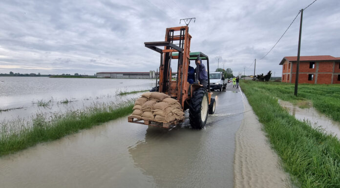 Circondario imolese e ravennate, continua l’allerta meteo rossa: estesa anche a giovedì 11