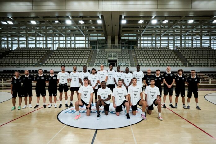 Al PalaSabin di Lugo una serata tra grande basket e solidarietà