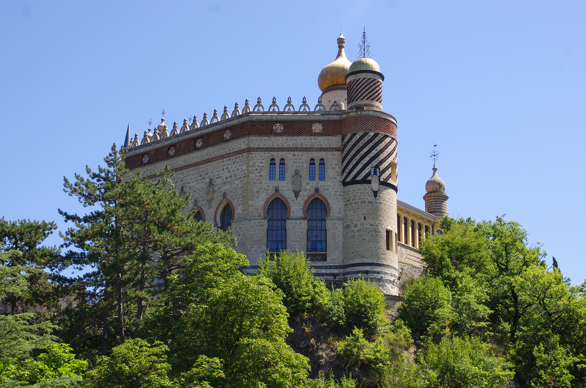 Rocchetta Mattei 3