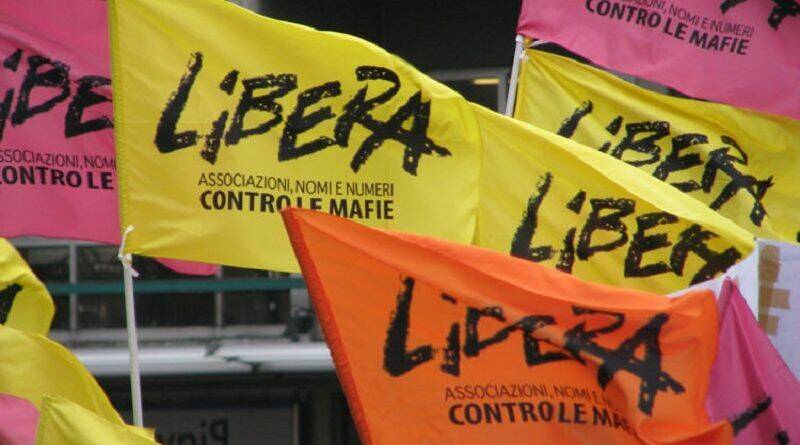 libera-bandiere-446614
