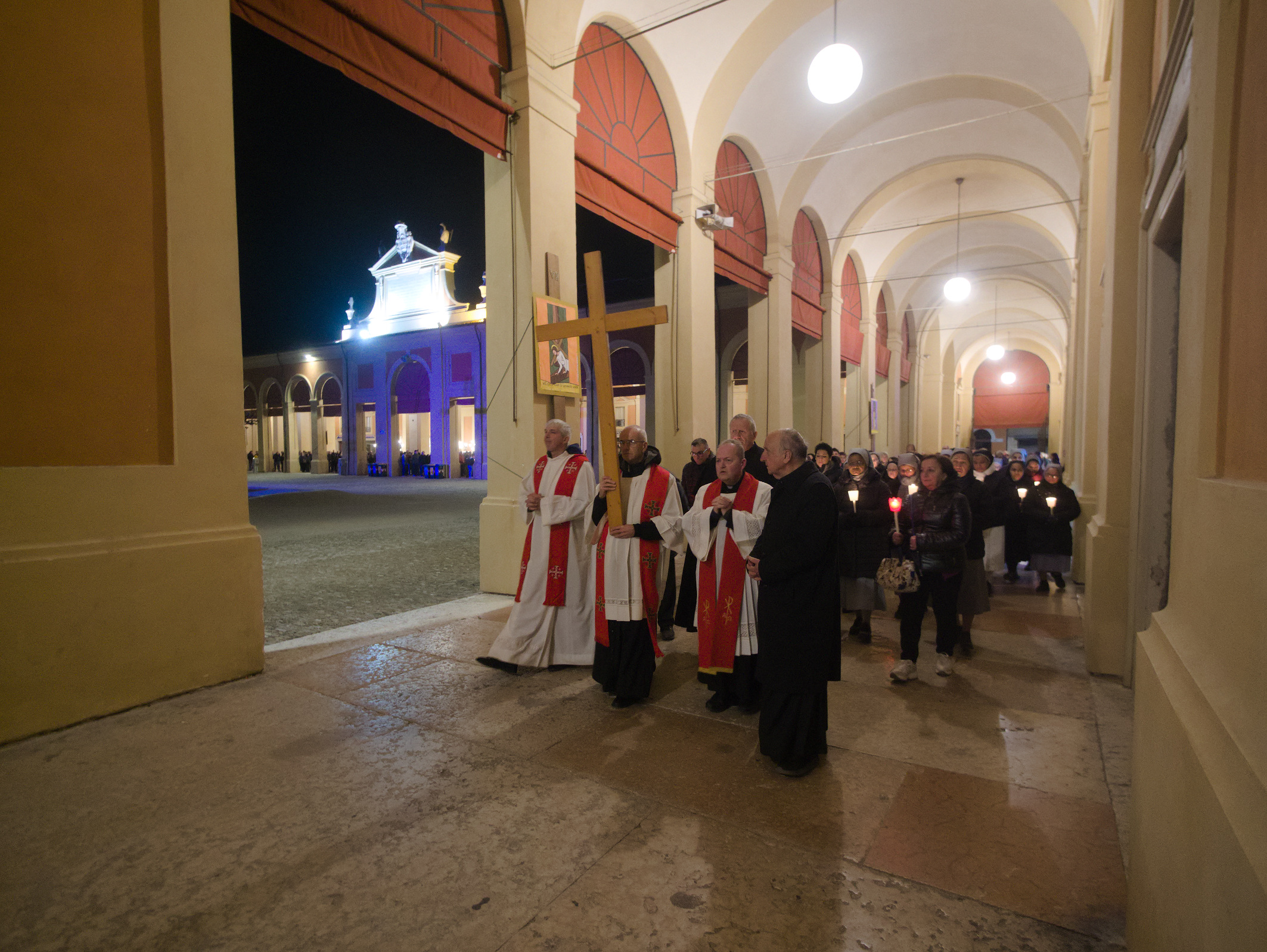 --UGO: VIA CRUCIS -07-04-2023-------FOTO FIORENTINI